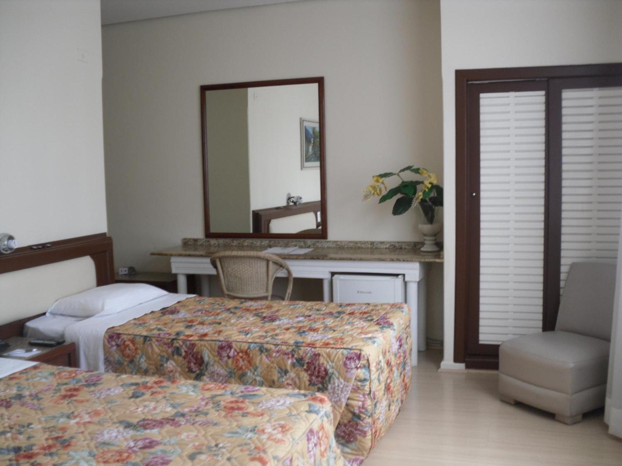 Hotel Cha Prime Curitiba Chambre photo
